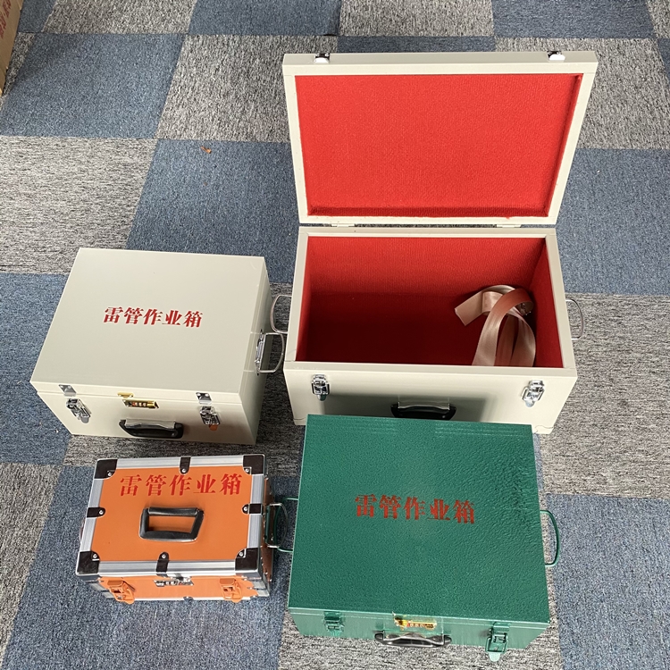 金银川路街道爆破工程作业箱如何选择？玻璃钢与传统材质的全面对比